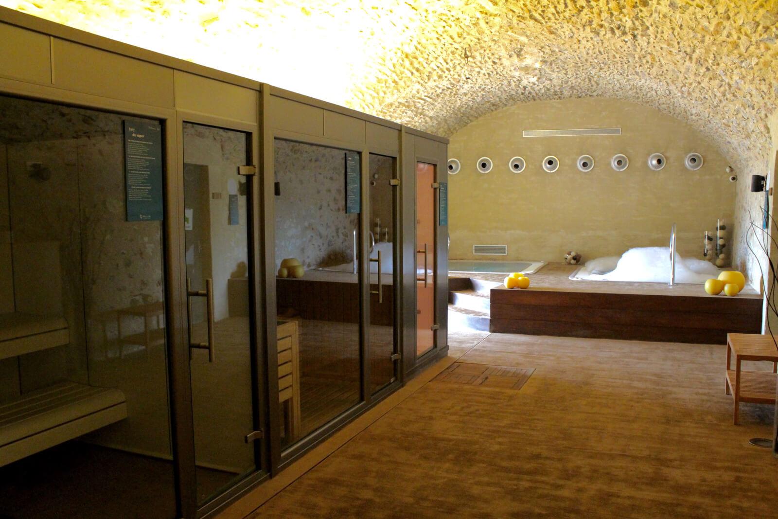 Urh - Hotel Moli Del Mig Torroella de Montgrí Exteriör bild